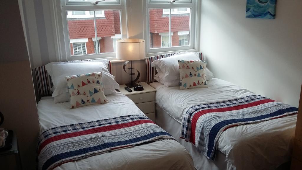 Cambridge House Guest House Ήστμπορν Δωμάτιο φωτογραφία